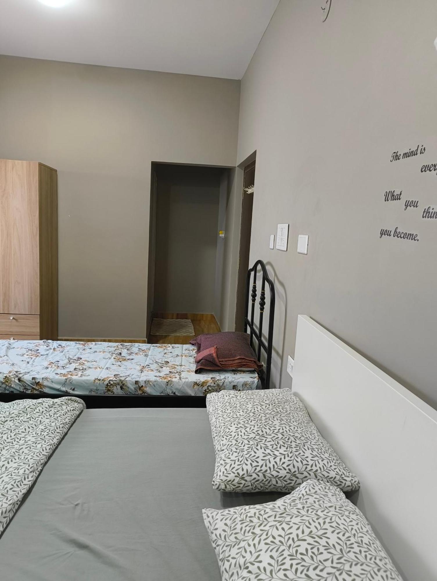 Jai Anjaneya Guesthouse Devanahalli Værelse billede